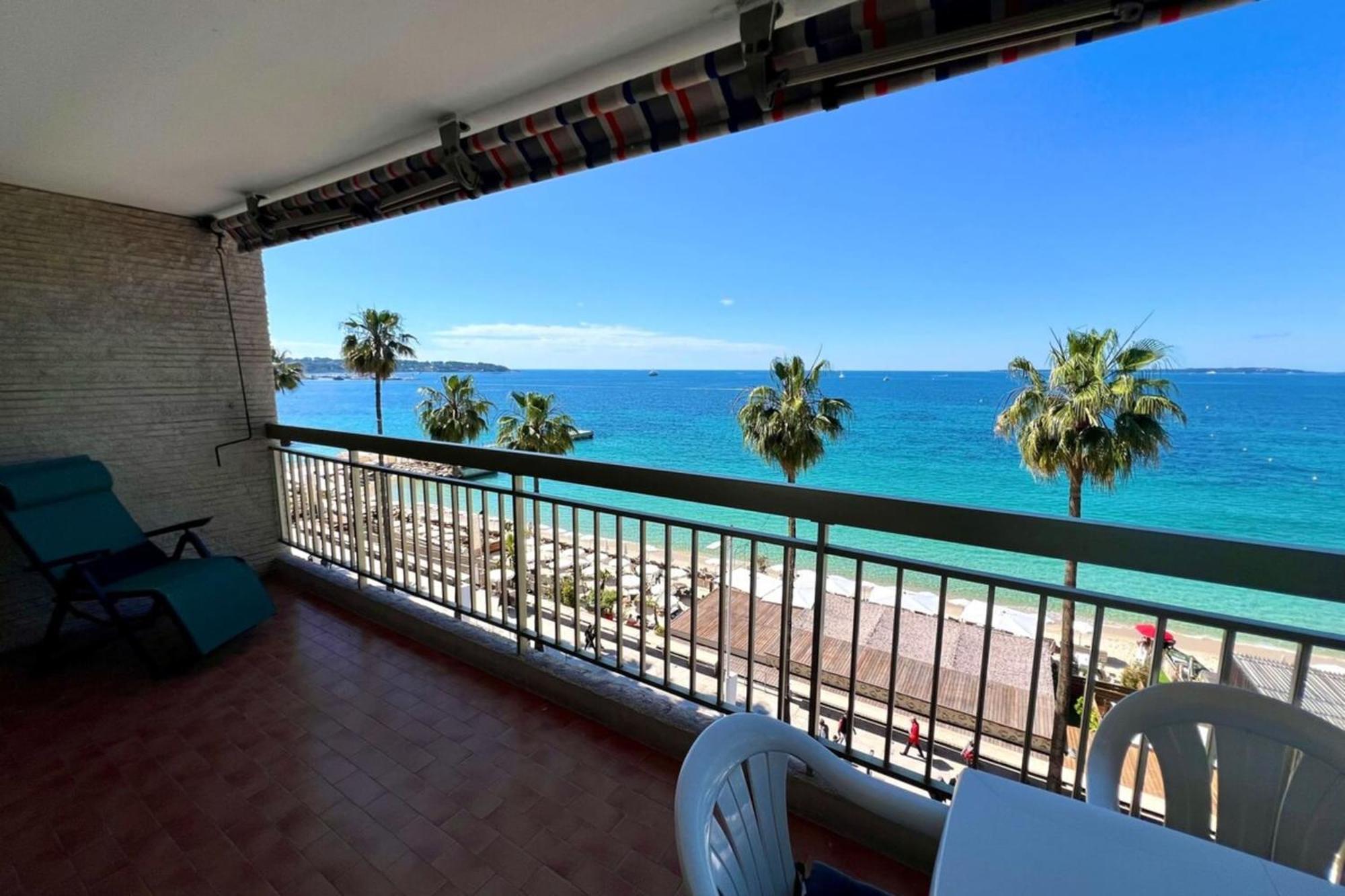 Les Pins - Sea View - 4 People - Parking Apartment Juan-les-Pins